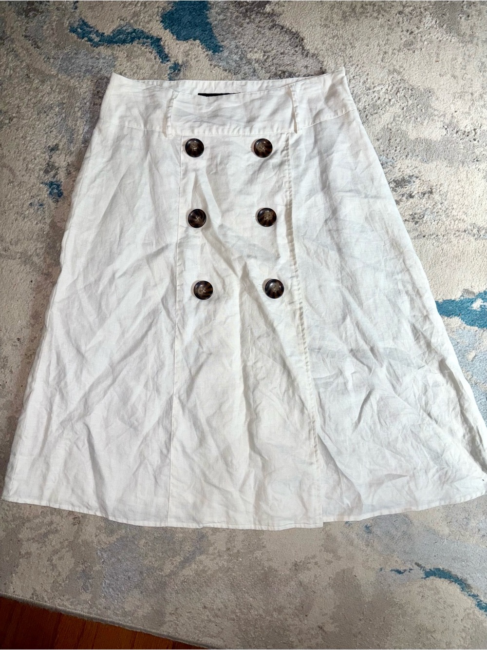 Willi Smith White Linen A-Line Skirt with Double Row Tortoiseshell Buttons